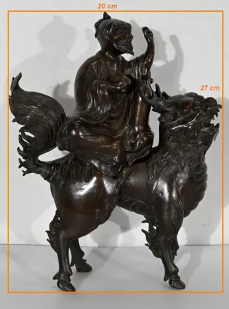 Bronze Personnage Chinois et Chien de Fao, Style asiatique - Début XXe