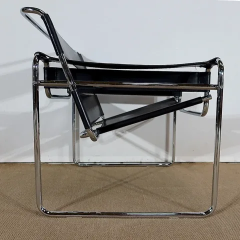 Paire d’importants Fauteuils Wassily B3 de M. Breuer – Début XXe