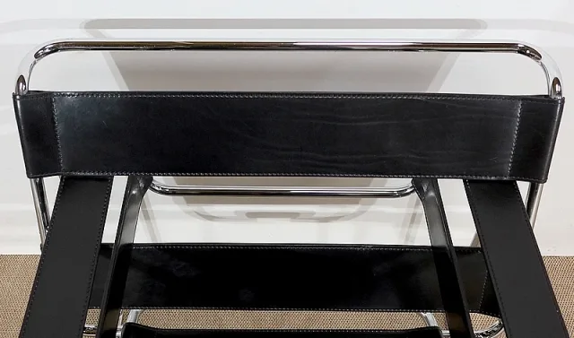 Paire d’importants Fauteuils Wassily B3 de M. Breuer – Début XXe