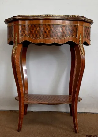Jardinière en Marqueteries, style Louis XV, époque Napoléon III – Milieu XIXe