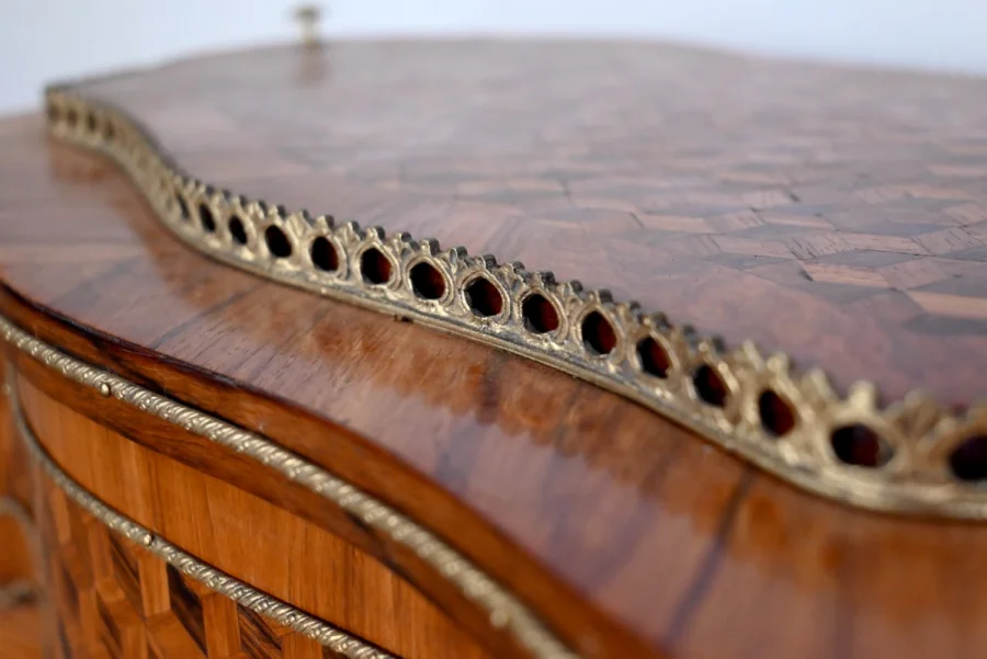 LOUIS XV STYLE JARDINIERE