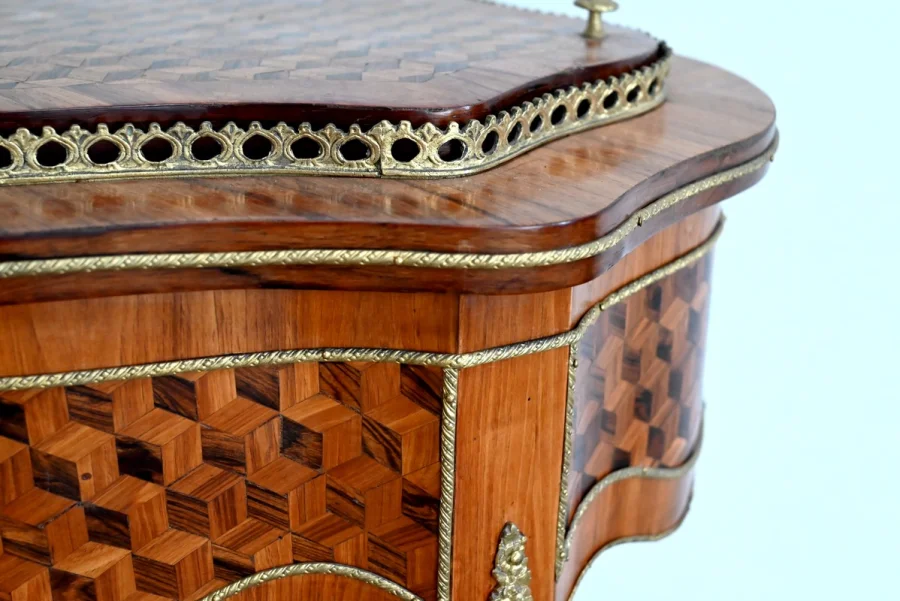 LOUIS XV STYLE JARDINIERE