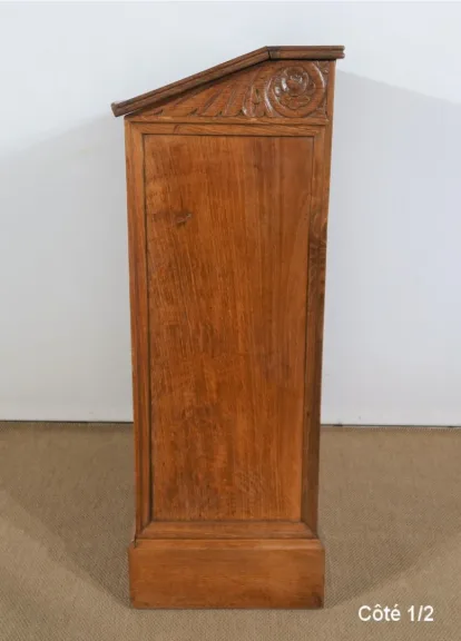 SCHRÄGAUFSATZSCHRANK