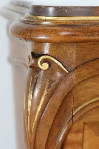 Meuble d’entre deux en Noyer, style Rocaille – 1900