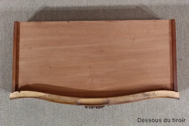 Meuble d’entre deux en Noyer, style Rocaille – 1900