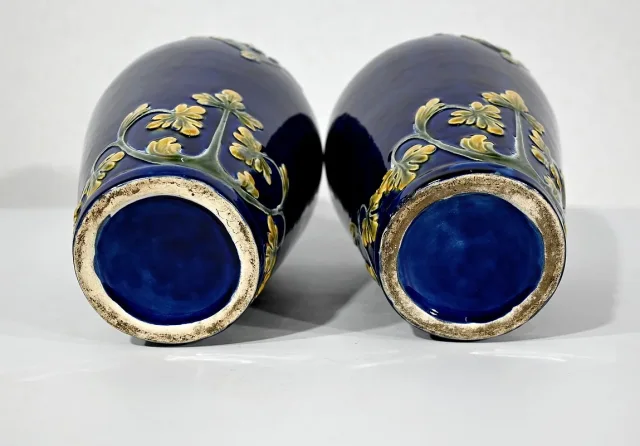 PAAR VAZEN IN DE ART NOUVEAU-PERIODE