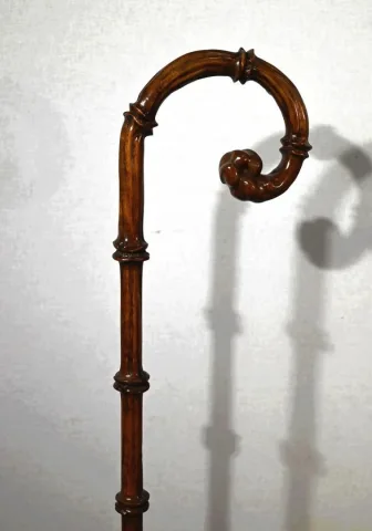 CLOTHES STAND
