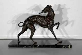 PERRO DE HIERRO FUNDIDO