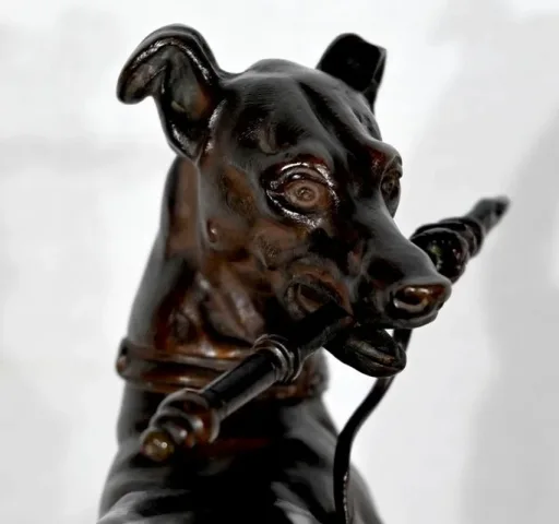 PERRO DE HIERRO FUNDIDO