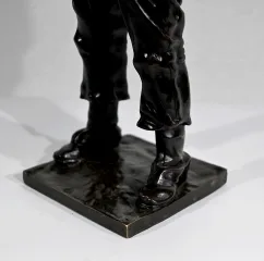 BRONZEFIGUR nach H. HERZBERG