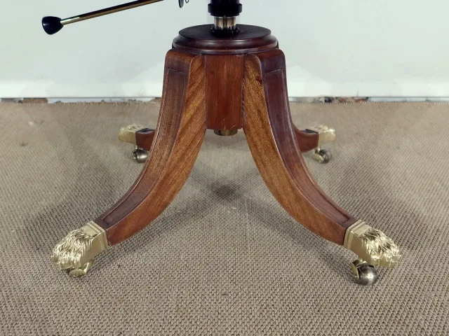 Fauteuil de Bureau, goût Regency – Milieu XXe