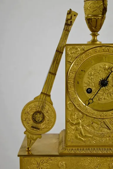 Horloge en Bronze Doré, estampillée « Leroy Palais Royal », époque Empire – Début XIXe