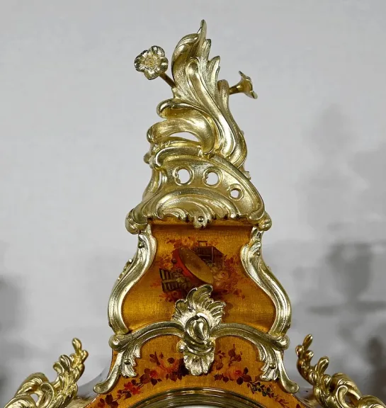 MANTEL GARNITUR