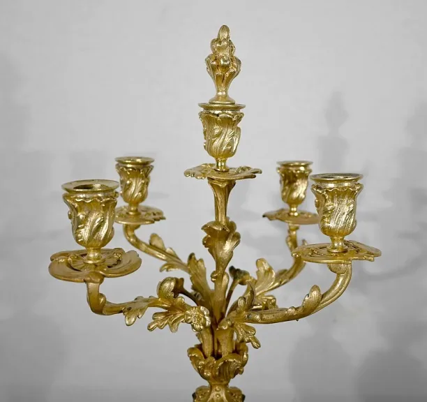 MANTEL GARNITUR