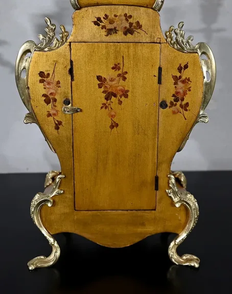 MANTEL GARNITUR