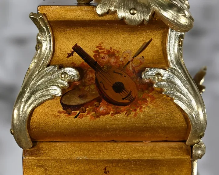 MANTEL GARNITUR