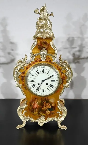 MANTEL GARNITUR