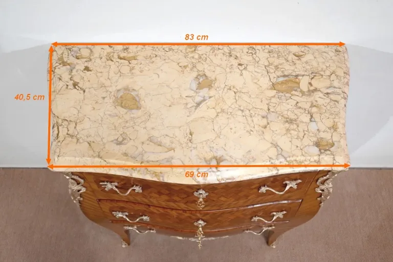 KOMMODE IM LOUIS XV-STIL