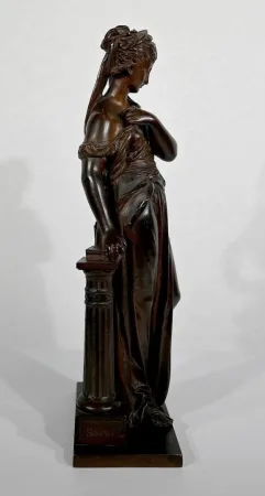 BRONZESTATUETTE von E. BOURET