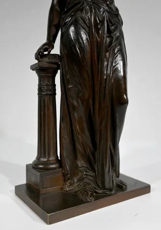 BRONZESTATUETTE von E. BOURET