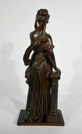 BRONZESTATUETTE von E. BOURET
