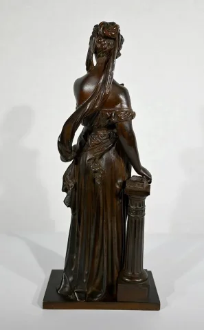 Bronze « Femme à l’Antique» d'E. Bouret – XIXe