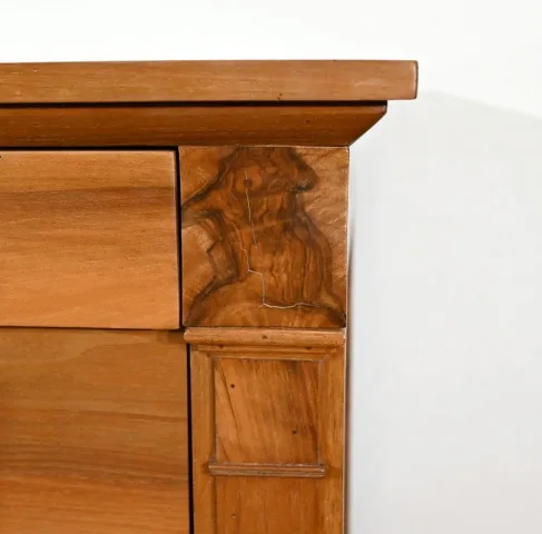 FRENCH DIRECTOIRE PERIOD CHEST OF DRAWERS