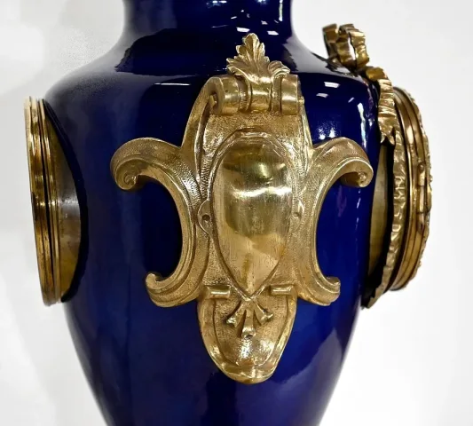 GUARNICIÓN DE MANTO