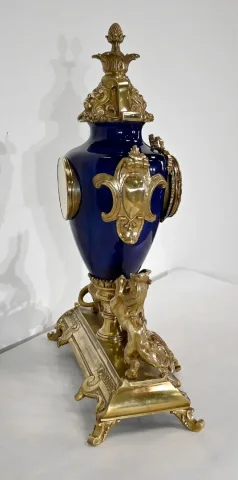 GUARNICIÓN DE MANTO