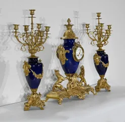 MANTEL GARNITUR