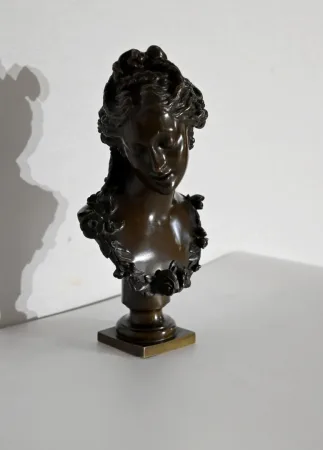 BRONZE BUST