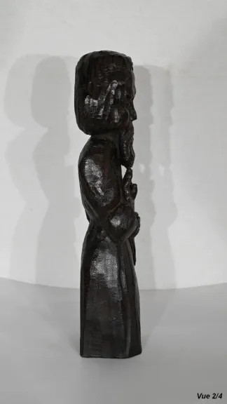 RELIGIÖSE STATUE