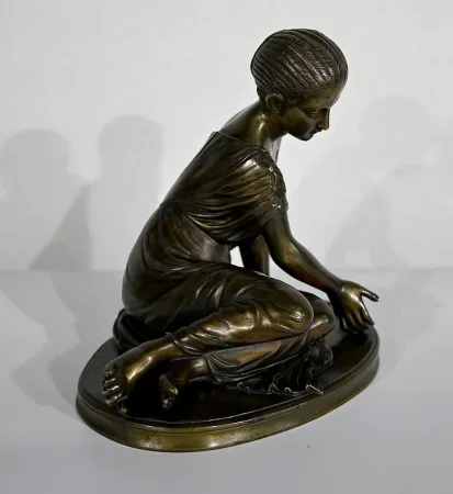 BRONZEFIGUR
