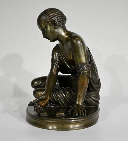 BRONZEFIGUR