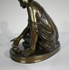 ブロンズフィギュア