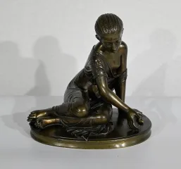 BRONZEFIGUR