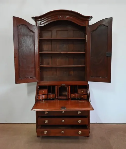 BÜCHERREGAL FÜR DAS BÜRO