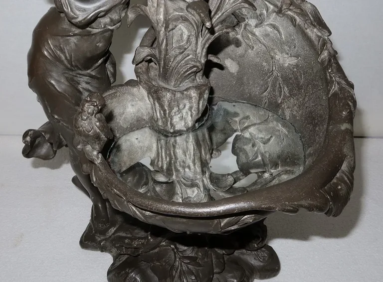 ZINNSKULPTUR von G. VAN DE VOORDE