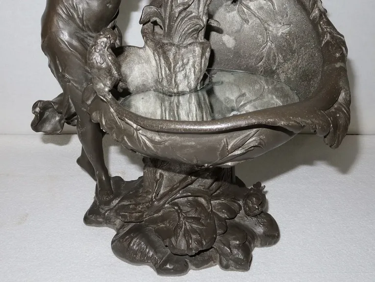 ZINNSKULPTUR von G. VAN DE VOORDE