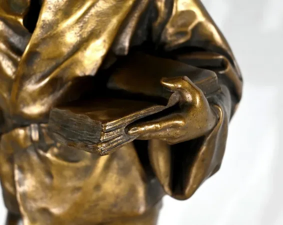 BRONZESTATUETTE von FRIEDRICH BEER