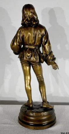 BRONZESTATUETTE von FRIEDRICH BEER