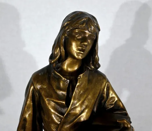 BRONZESTATUETTE von FRIEDRICH BEER