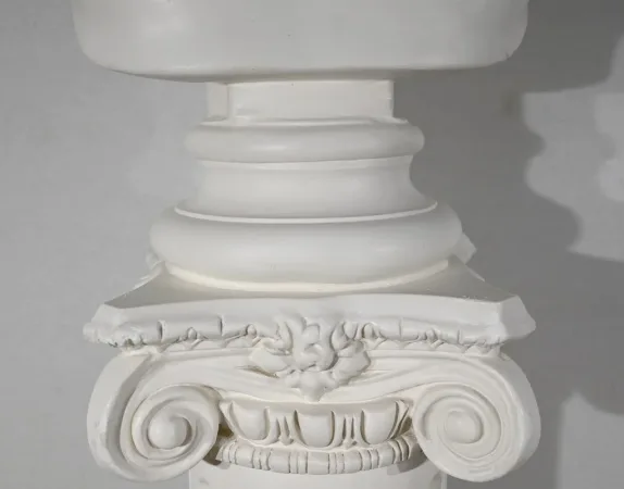 BUST ON COLUMN
