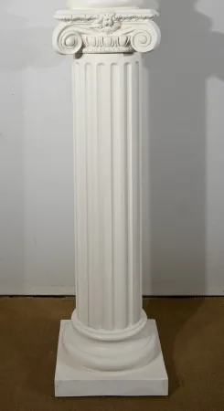 BUST ON COLUMN