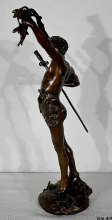 BRONZESTATUETTE von F. LEMOYNE