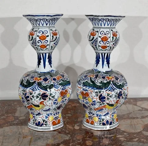 PAIR OF DELFT FAIENCE  VASES