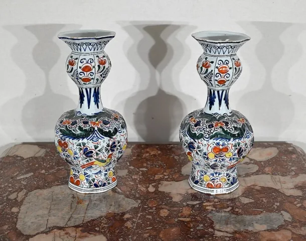 PAIR OF DELFT FAIENCE  VASES