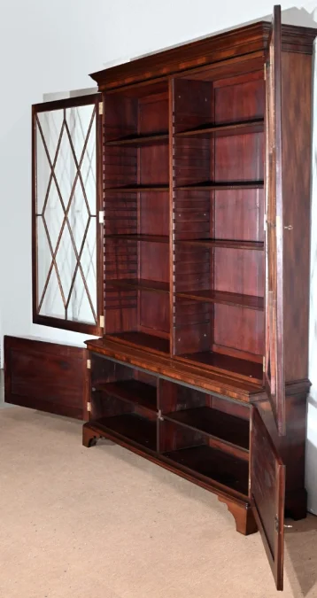 ENGLISH BOOKCASE