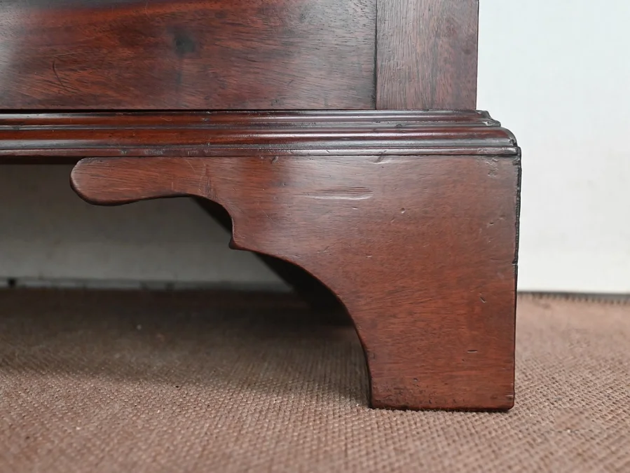 ENGLISH BOOKCASE
