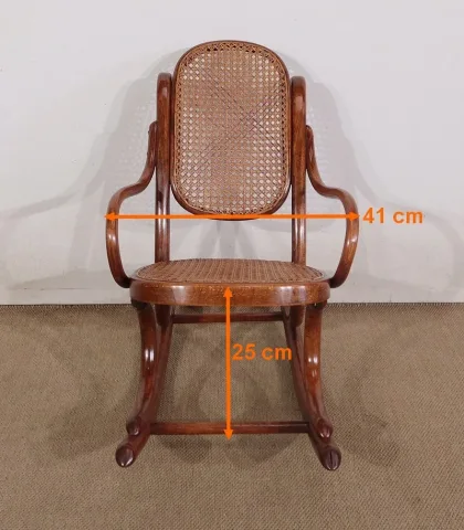 CHILD'S ROCKING CHAIR